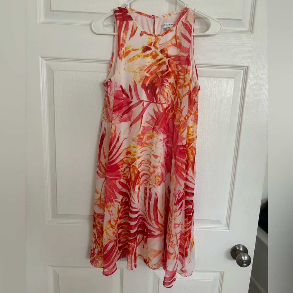 Calvin Klein size 8 tropical shift dress